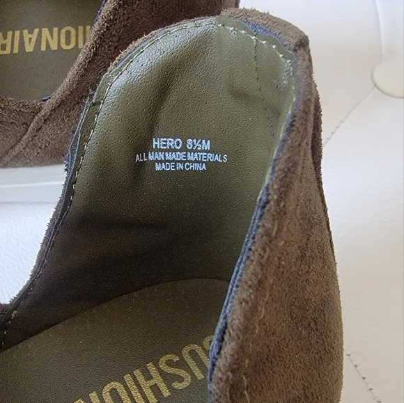 CUSHIONAIRE Women's Hero Hidden Wedge Sneaker Size 8 1/2M - Picture 9 of 15